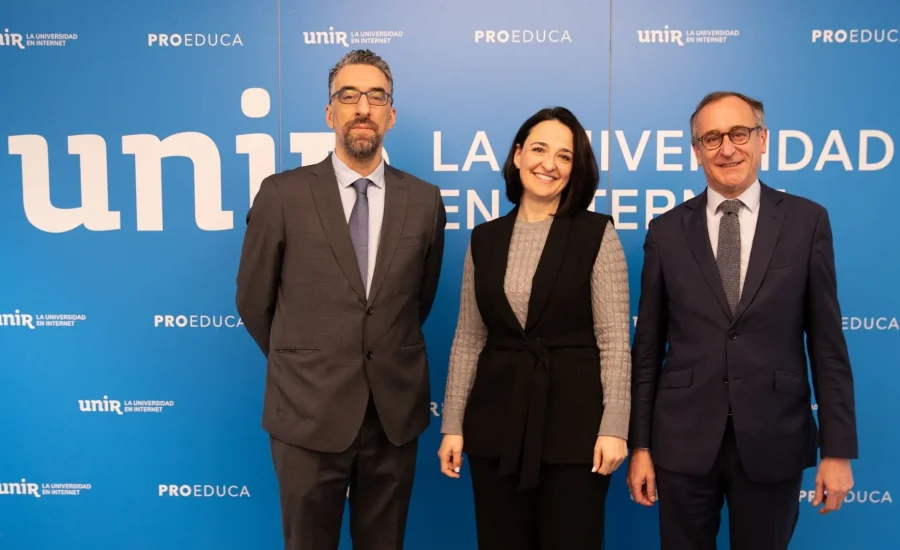 UNIR firma un acuerdo de colaboración con ACENTO para fortalecer la formación en gestión pública