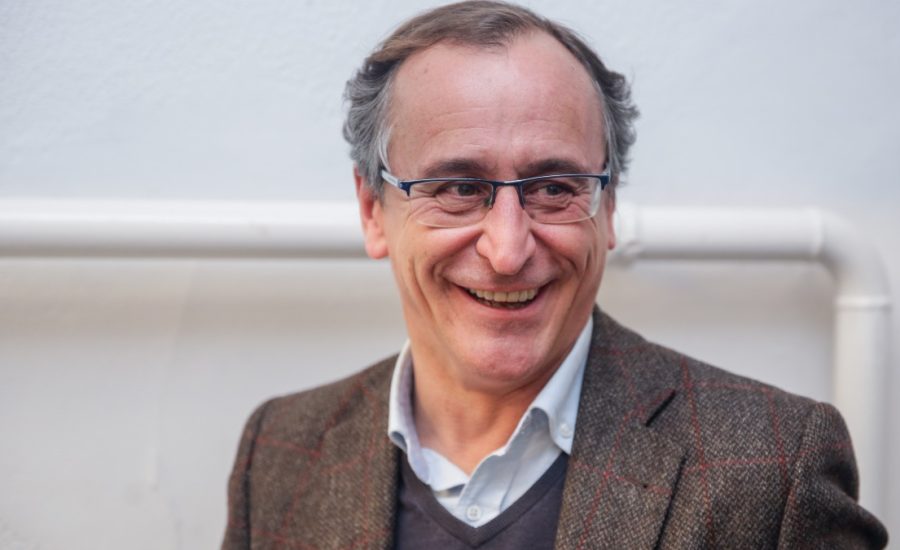 Acento propone que todos los grupos de interés publiquen su listado de lobistas